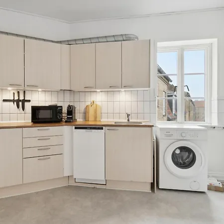 New Yorker 2 Bedroom Lejlighed Taet Pa Centrum Апартаменты