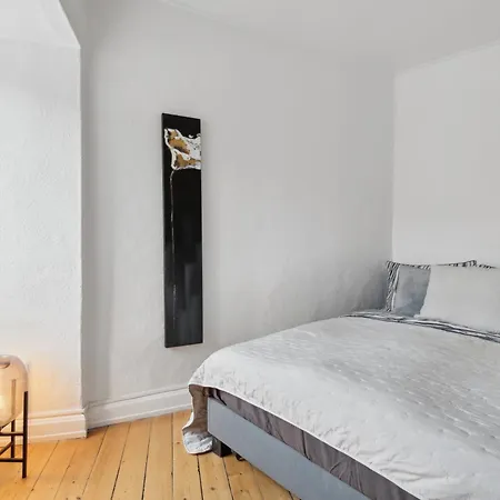 Апартаменты New Yorker 2 Bedroom Lejlighed Taet Pa Centrum Ольборг